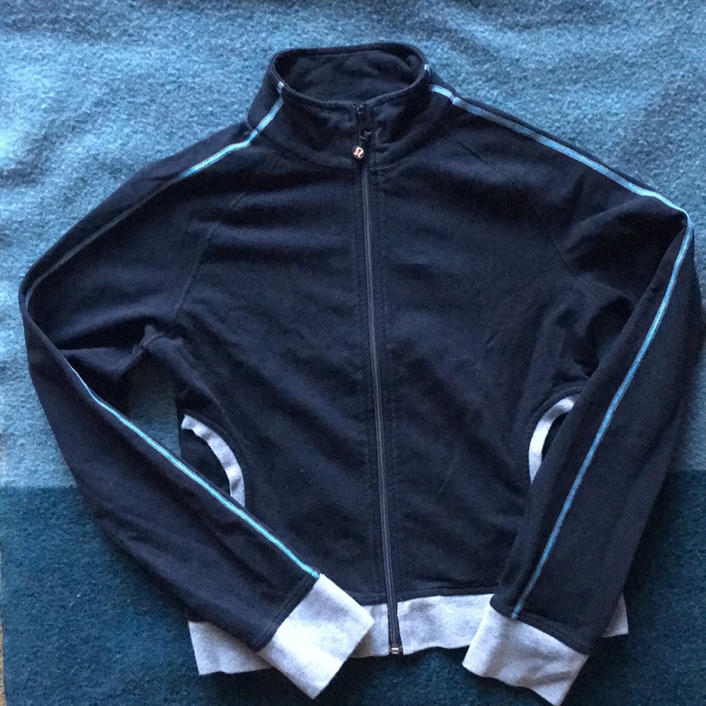 lululemon jacket, made in Vancouver! Size 8